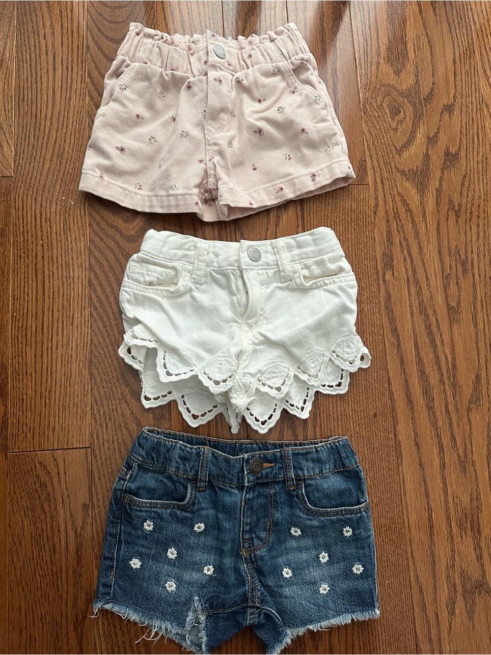 Bundle - hm & OshKosh B'gosh Pink, White & Blue Girls Shorts 3-Pack